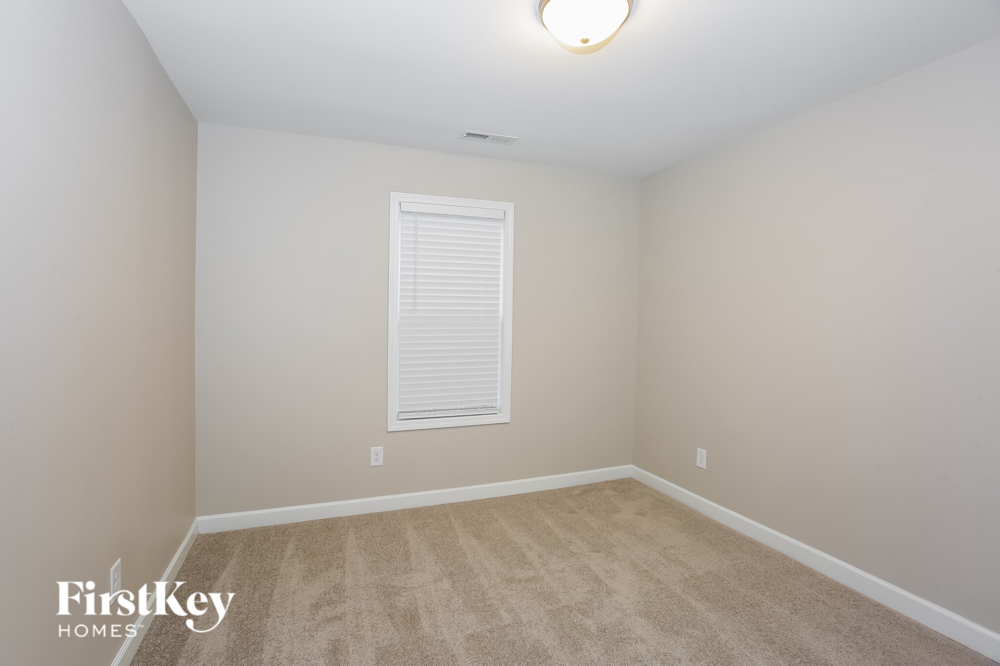 Building Photo - 145 McKinnon Ave NE