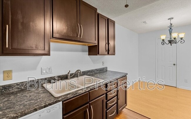 Building Photo - 5521 Hornaday Rd