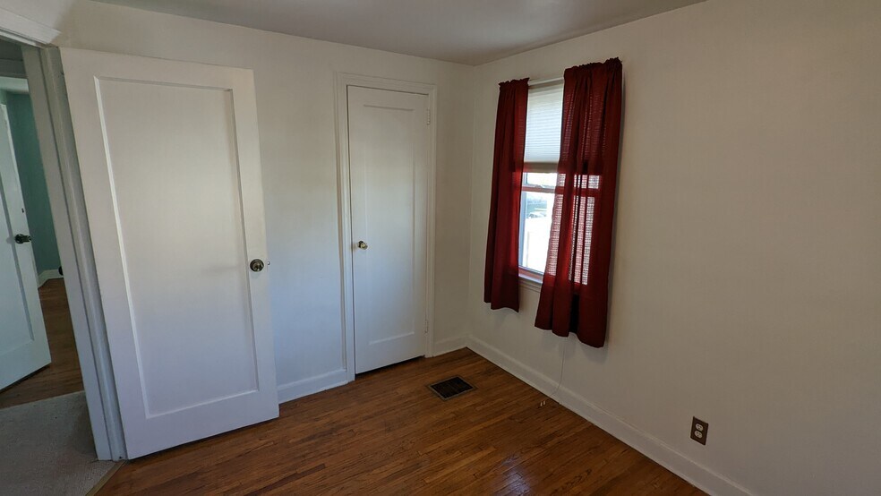 Bedroom#2 - 73 Virginia Rd