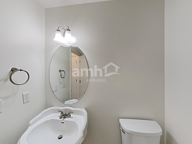 Building Photo - 6737 W Malissa Ann Dr