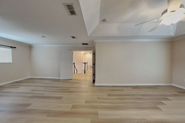 Building Photo - 14614 Cableshire Way