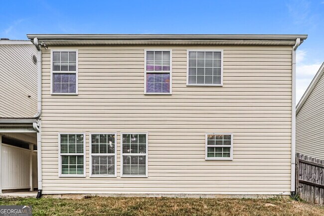 Building Photo - 6116 Hickory Ln Dr