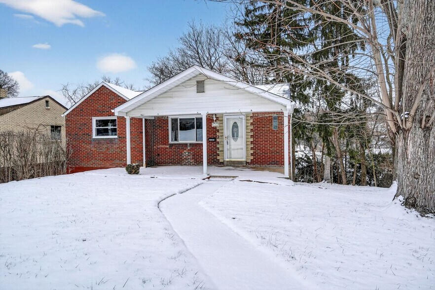 Building Photo - 3341 Recker Dr