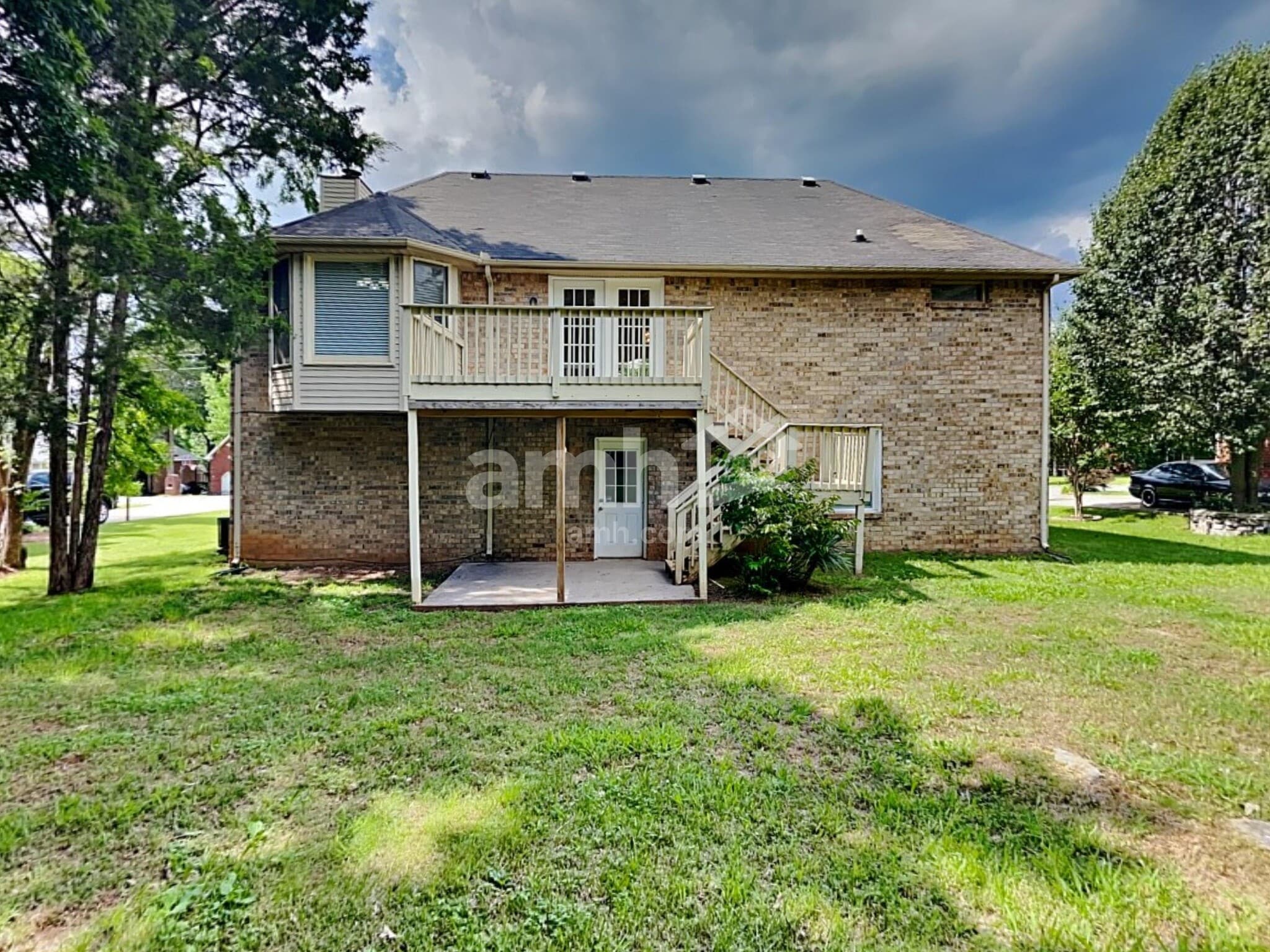 Building Photo - 307 Briarwood Ln