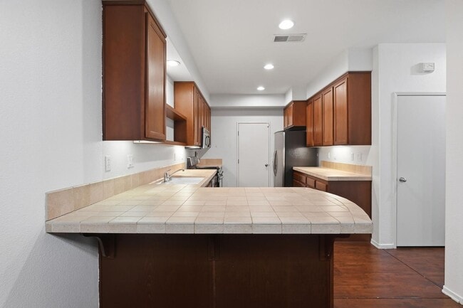 Building Photo - 1446 Trouville Ln