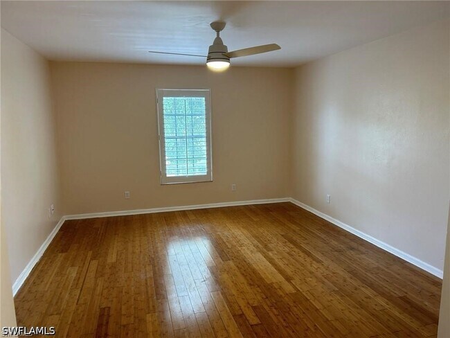 Building Photo - 104 Bobolink Way