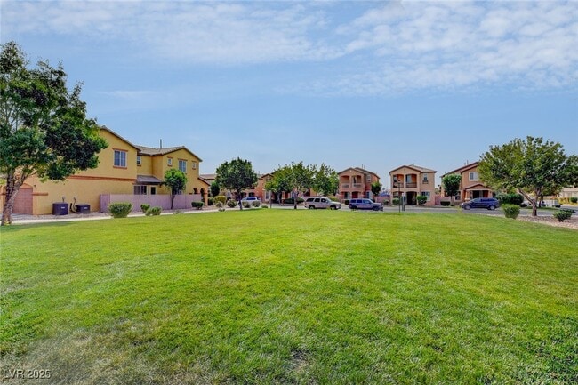 Building Photo - 5653 Mt Athos St