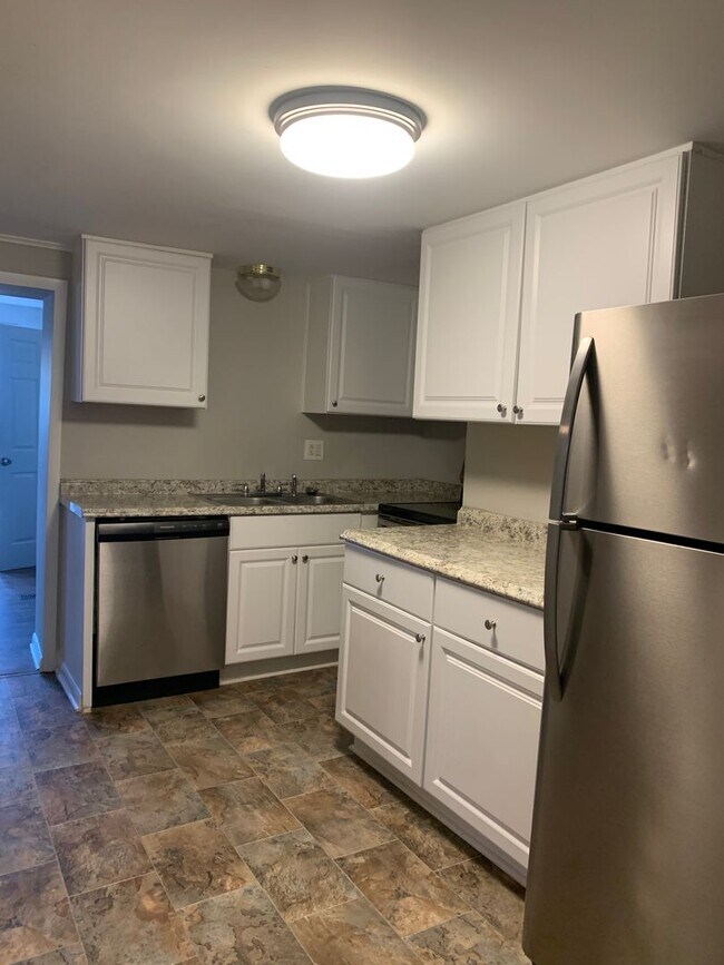 Building Photo - Single Family House located on Leitersburg Road in Smtihsburg MD