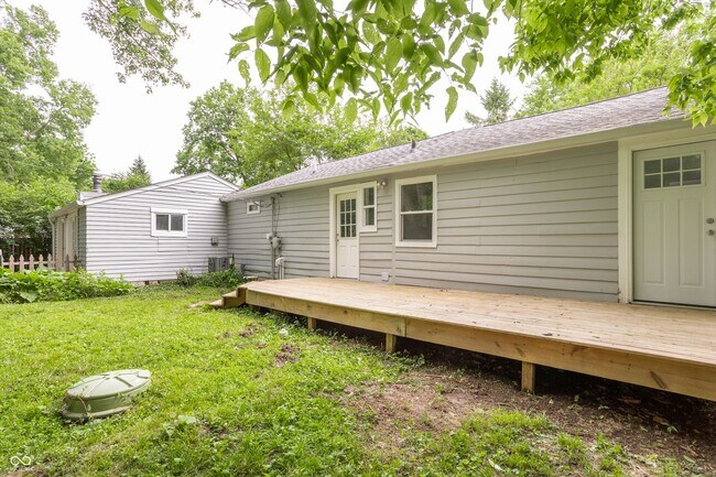 Building Photo - 5108 Sunny Meade Ln