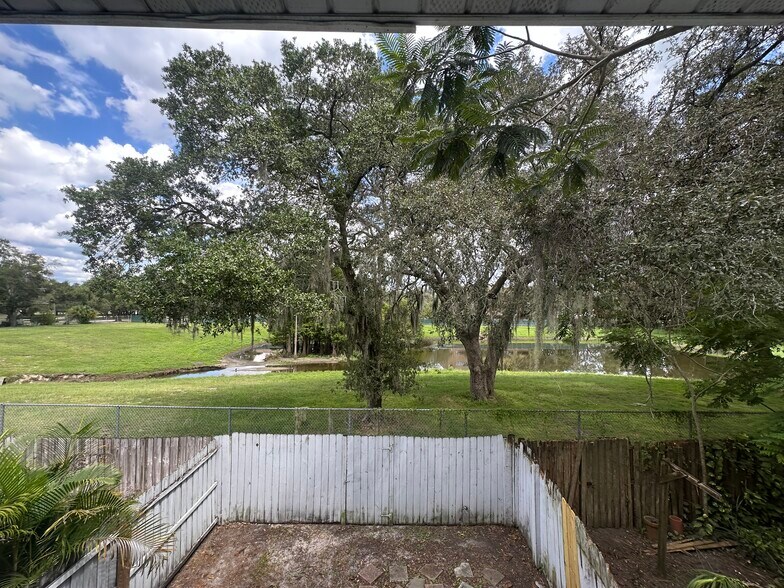 Building Photo - 10035 N 53rd St