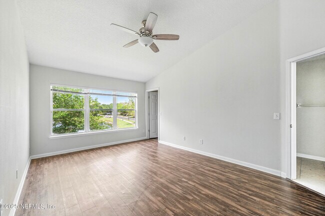 Building Photo - 11276 Campfield Cricle