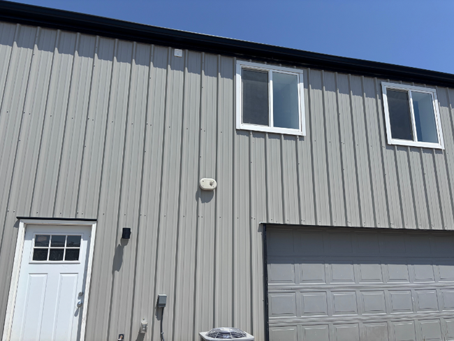 Building Photo - 9414 Abigail Ln