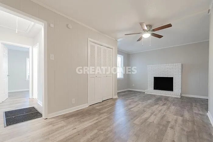 Building Photo - 1908 St Louis Ave