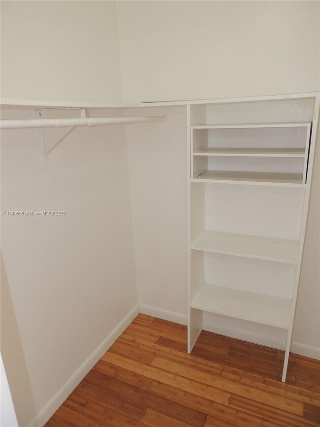 Building Photo - 13155 Ixora Ct