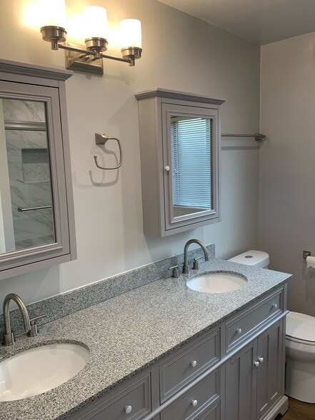 Second Bathroom - 419 California St
