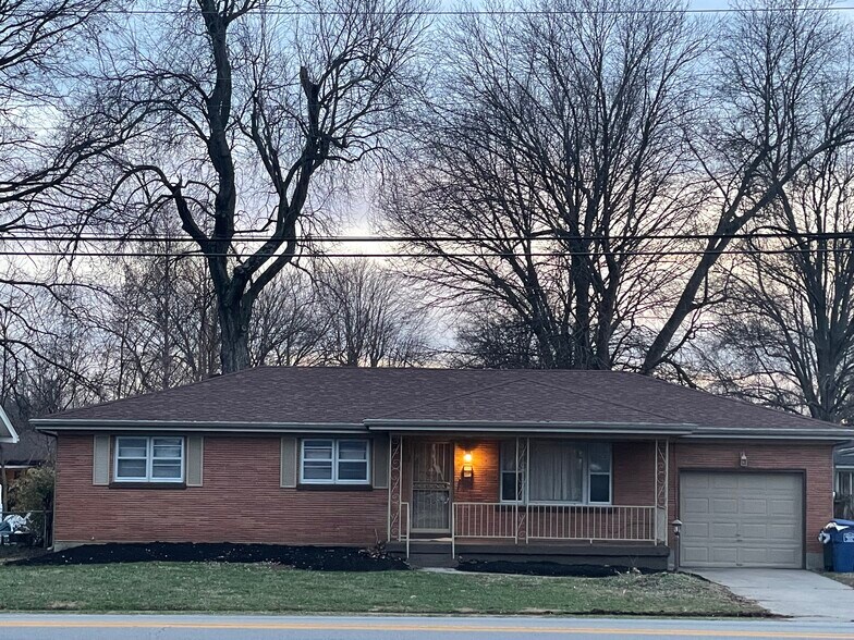 Building Photo - 2606 Crums Ln