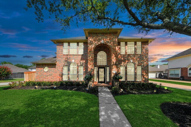 Primary Photo - 9214 Meadow Branch Ct