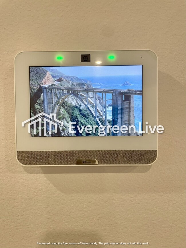 Building Photo - 9885 McLuvin Rd