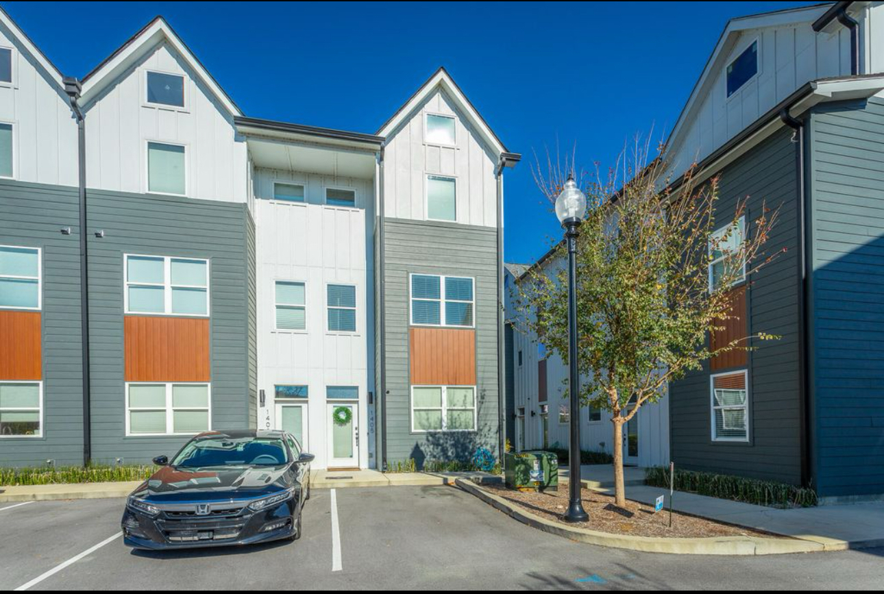 Building Photo - 1405 Stockyard Pl