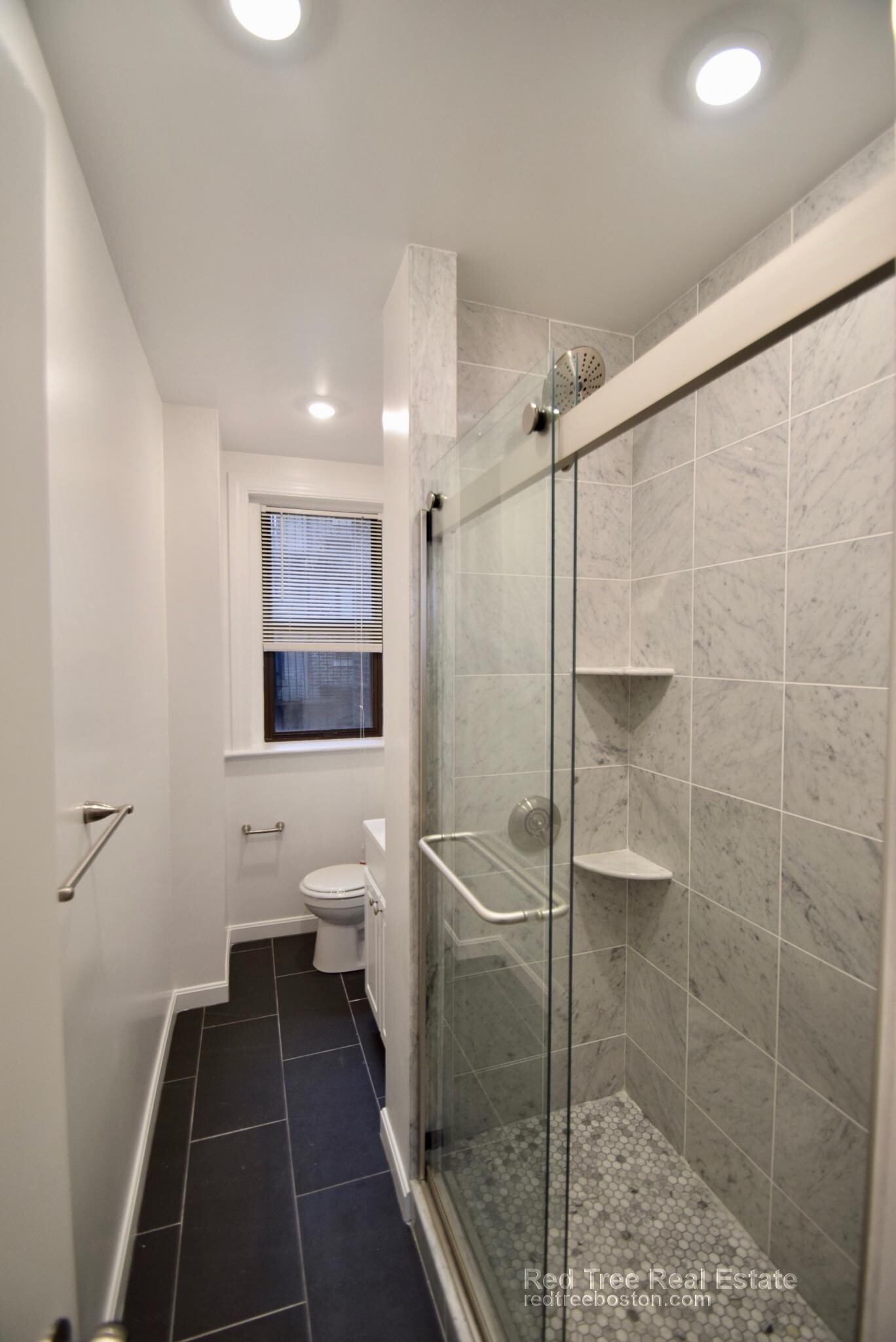 Building Photo - 19 Peterborough St