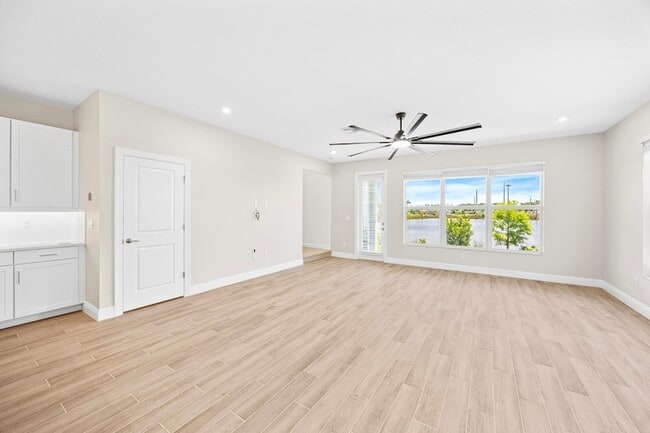 Building Photo - 3552 NW Solange Ct