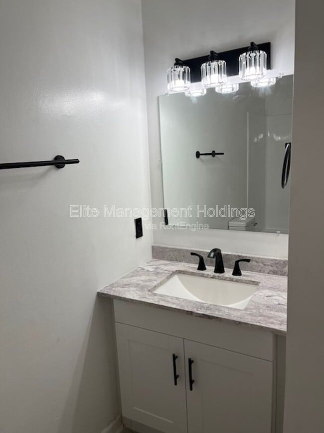 Building Photo - 1497 40th Ave