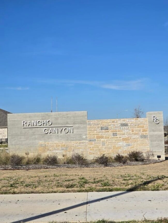 Building Photo - 1033 Cortijo Wy