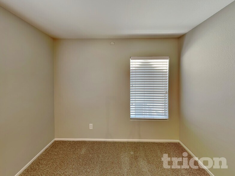 Building Photo - 5969 Red Raspberry Ct