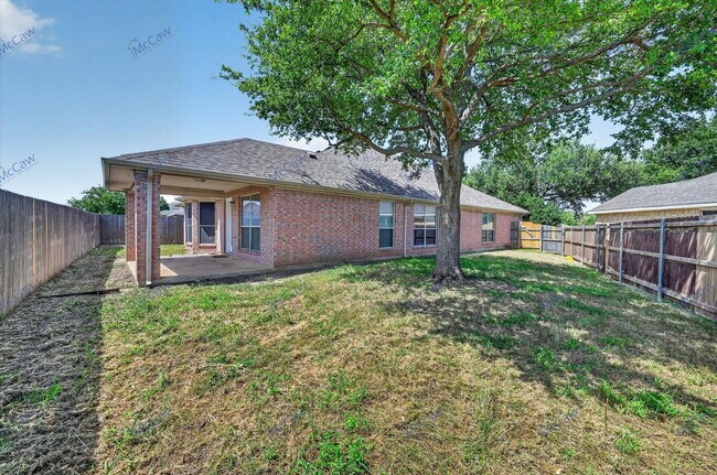 Building Photo - 9068 Weller Ln