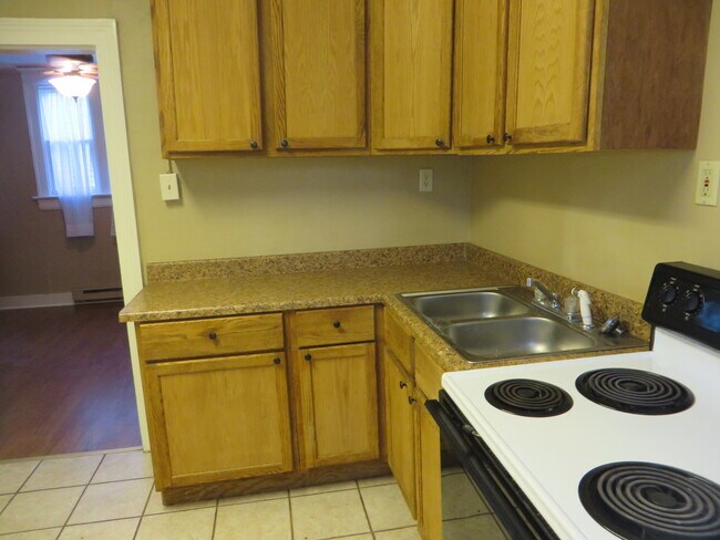 Building Photo - 1125 Wilt St