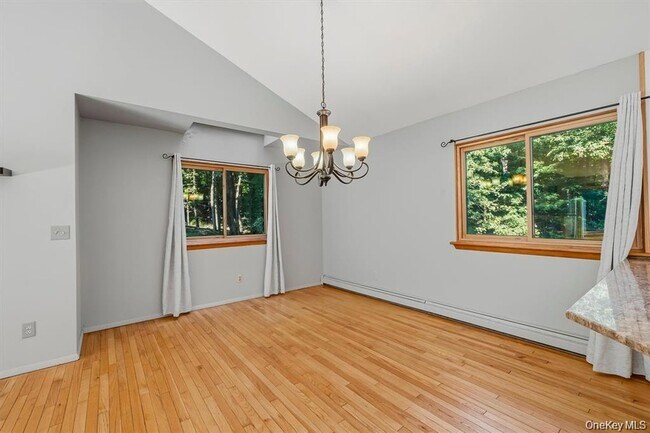 Building Photo - 383 NY-32