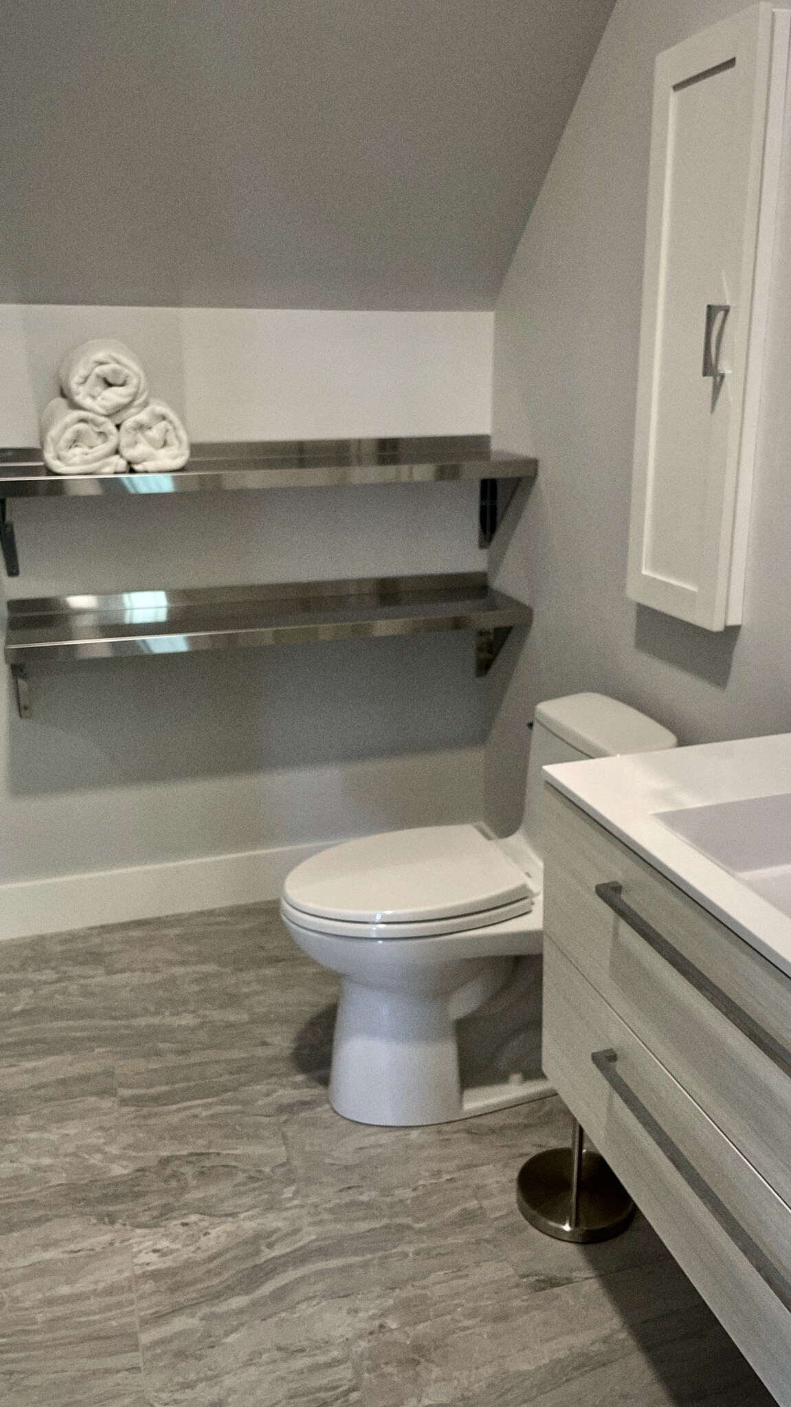 Modern bathroom - 297 Durham Point Rd