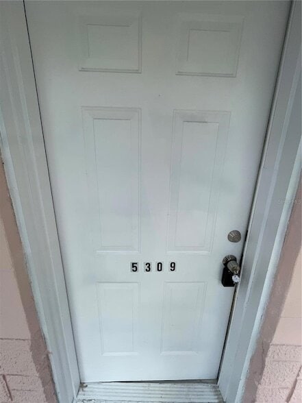 Building Photo - 5307 Avery Rd