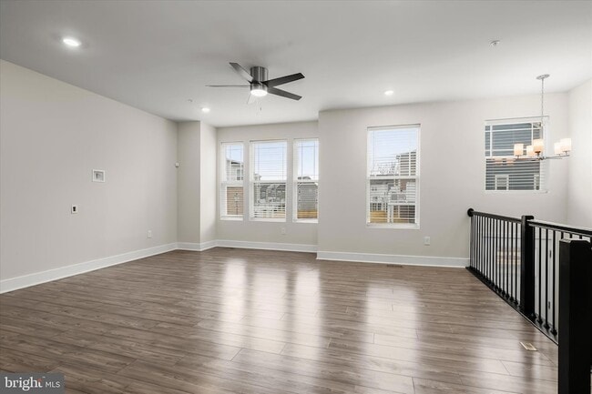 Building Photo - 304 Sweetbay Rd