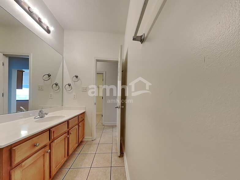 Building Photo - 1285 Macon Hall Rd