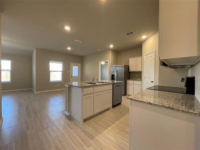 Building Photo - 364 Wildrose Cir
