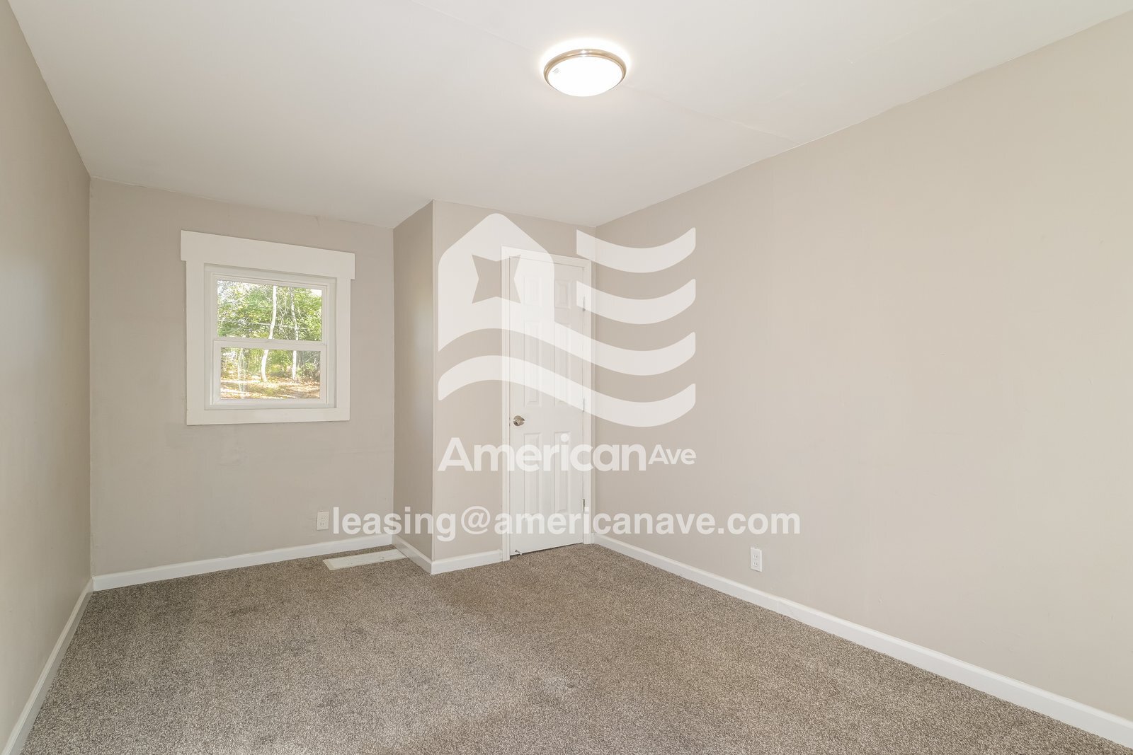 Building Photo - 111 Scott Ave