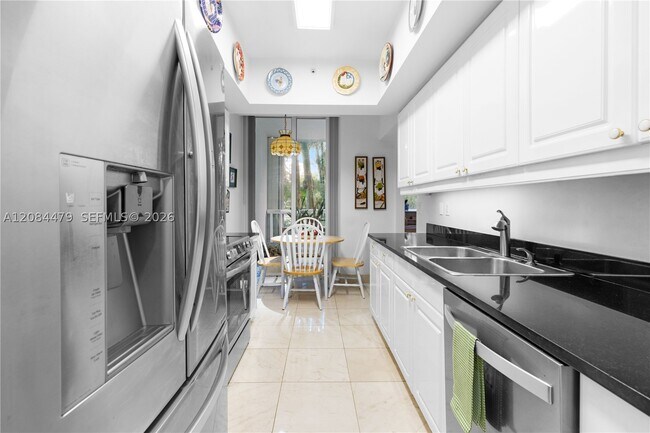 Building Photo - 21055 Yacht Club Dr