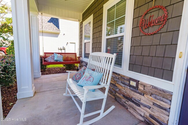 Building Photo - 486 W Craftsman Wy