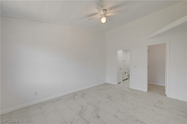 Building Photo - 313 Crosswind Way