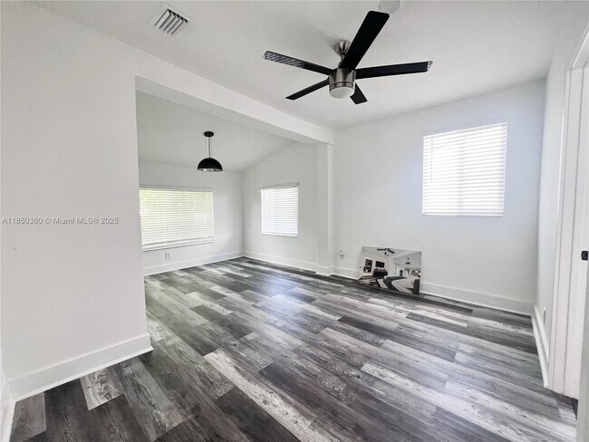 Building Photo - 136 NW 47th St