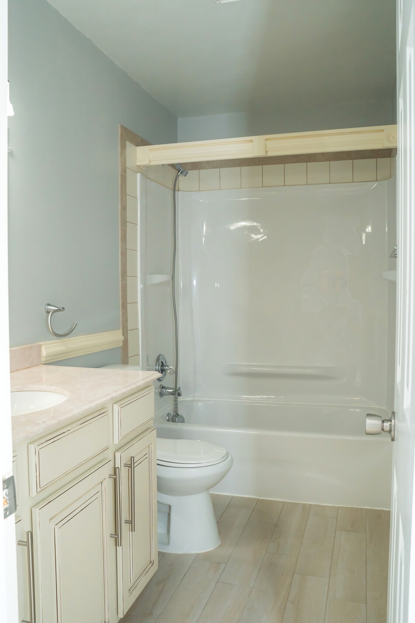 Building Photo - 1026 Tottenham Ln