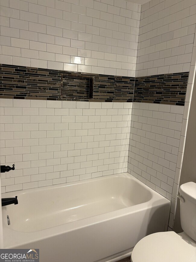 Building Photo - 403 Westchester Blvd NW