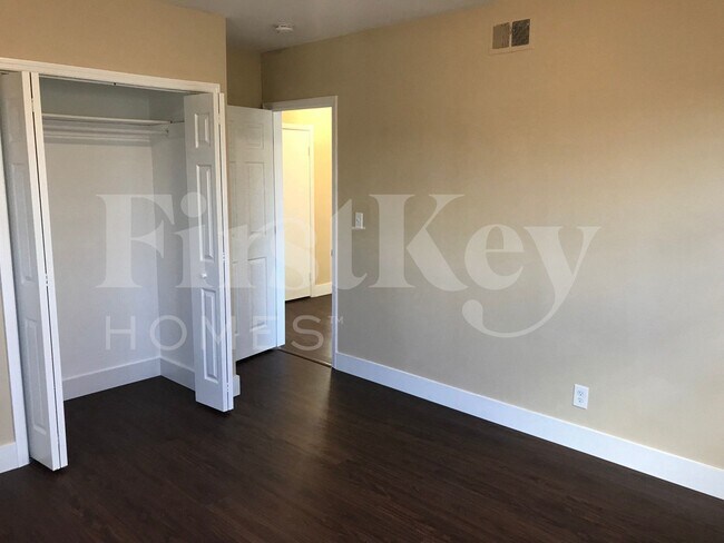 Building Photo - 1420 NW 176th Terrace