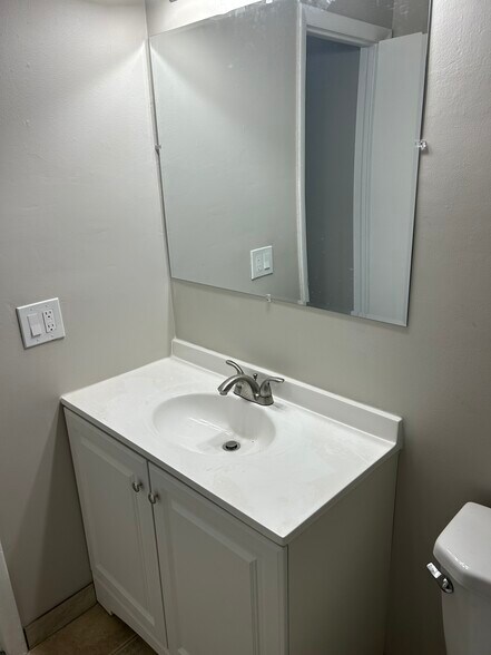 Building Photo - 11780 SW 182nd Ter