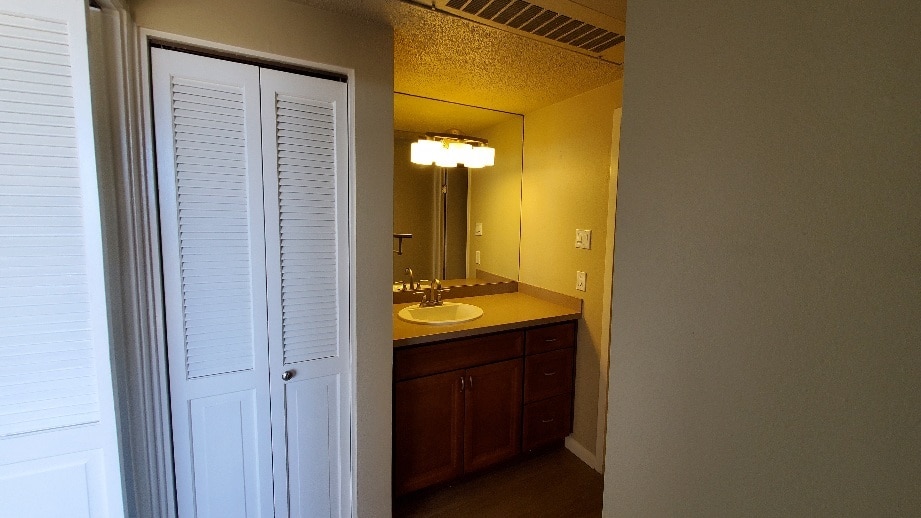 UNIT - 1331 Park Ave SW