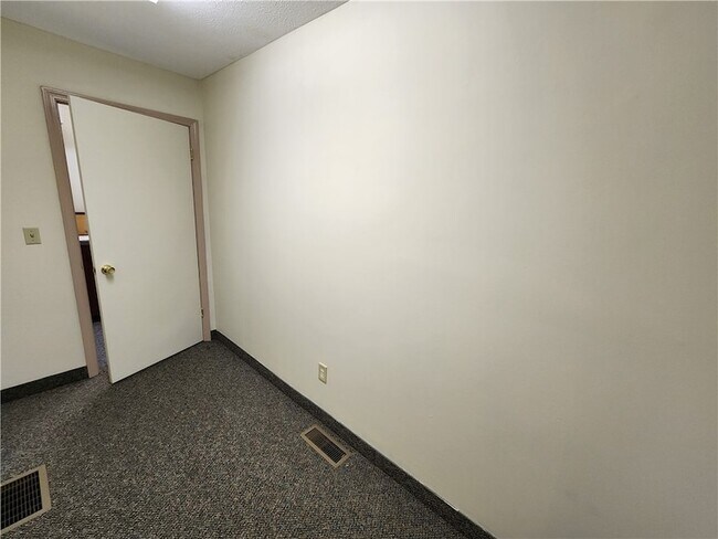 Building Photo - 3142 Mt Morris Geneseo Rd