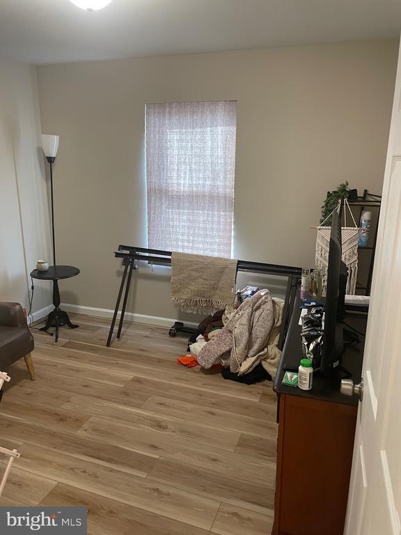 Building Photo - 12 Zane St