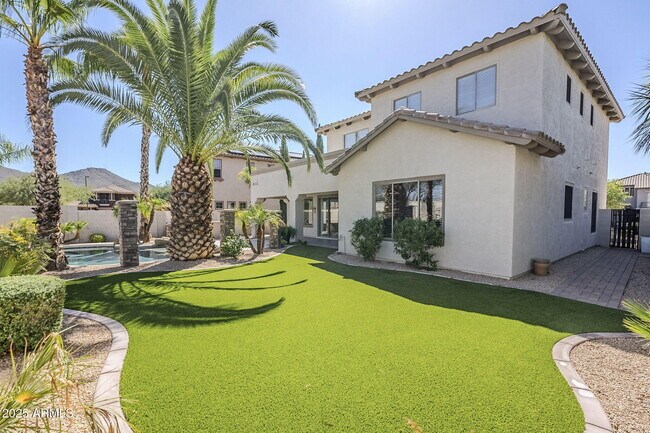 Building Photo - 2910 W Donatello Dr