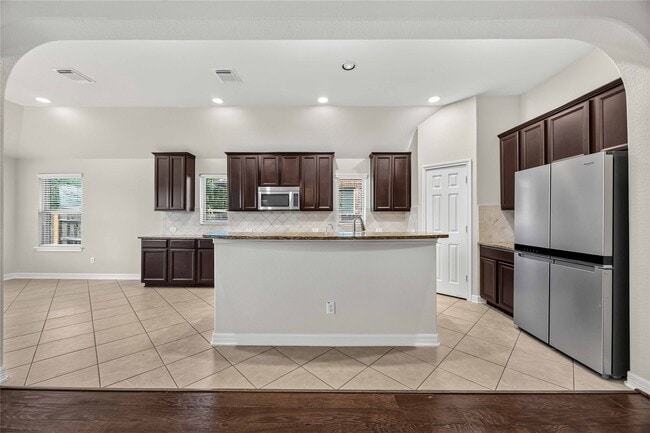 Building Photo - 28907 Crested Butte Dr